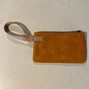 Able Brown Clutch